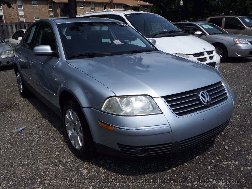 2004 Volkswagen Passat GLX 4Motion