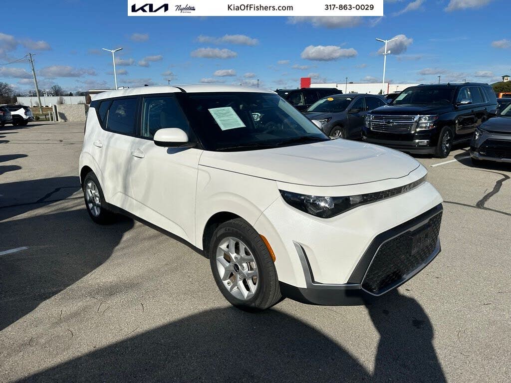 2024 Kia Soul LX FWD