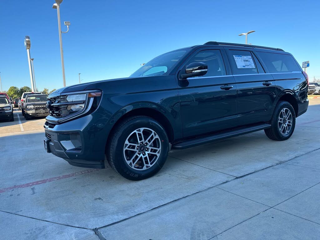 2025 Ford Expedition MAX Active RWD