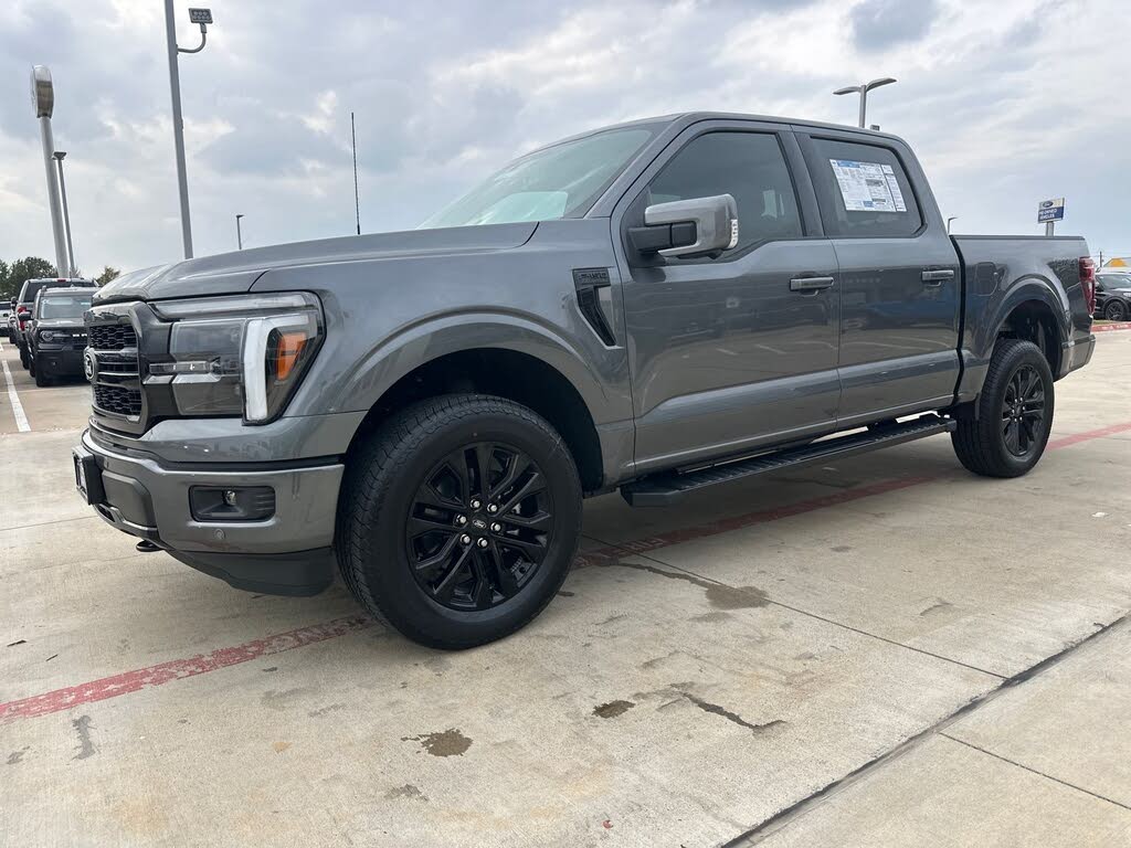 2025 Ford F-150 Lariat SuperCrew 4WD