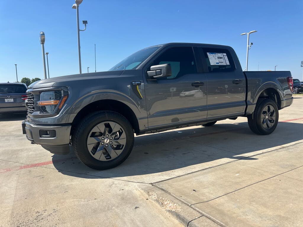 2025 Ford F-150 STX 4dr SuperCrew 4WD