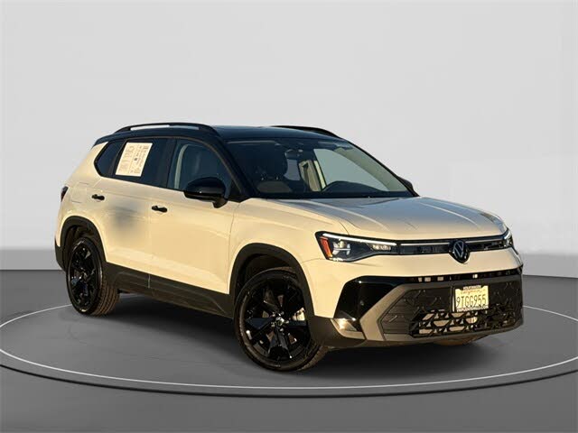2025 Volkswagen Taos SE Black FWD