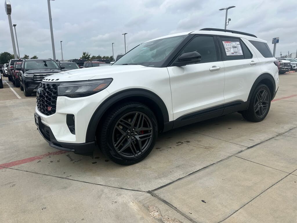 2026 Ford Explorer ST AWD