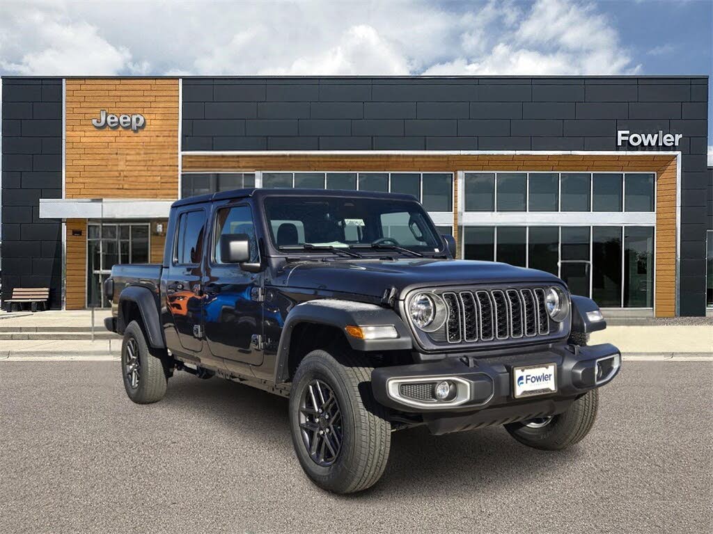 2026 Jeep Gladiator Sport S Crew Cab 4WD