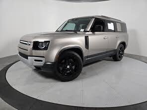 Land Rover Defender 130 SE AWD