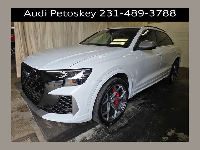 2025 Audi RS Q8 4.0T quattro Performance