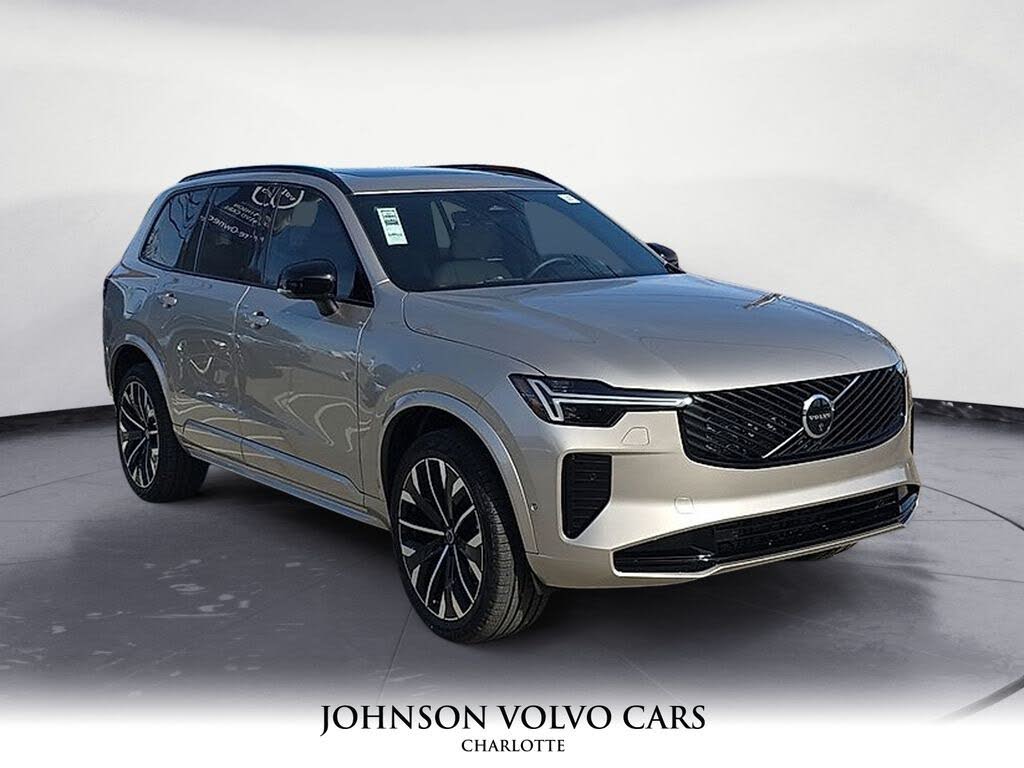 2026 Volvo XC90 B6 Ultra Dark 7-Passenger AWD