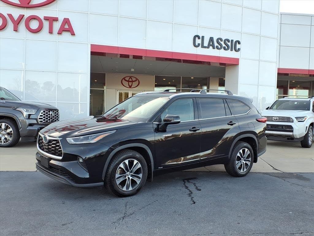 2021 Toyota Highlander Hybrid XLE AWD