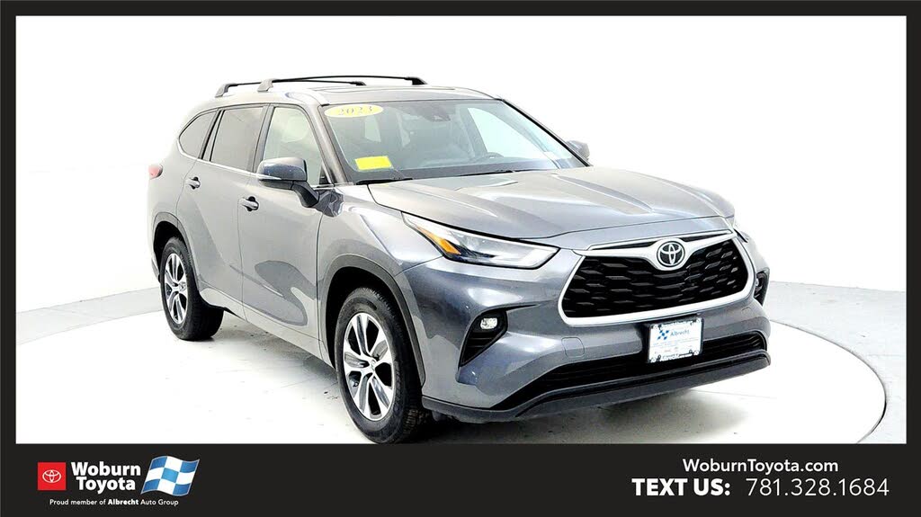 2023 Toyota Highlander XLE FWD