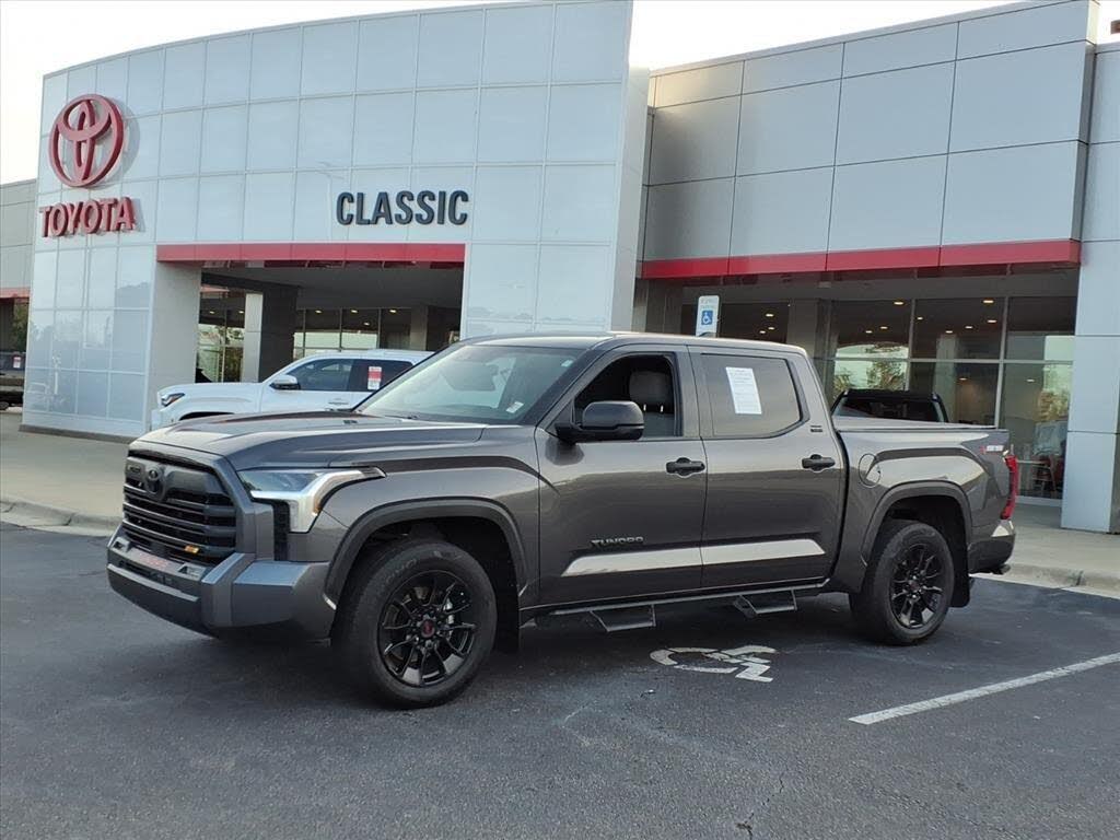 2023 Toyota Tundra SR5 CrewMax Cab RWD