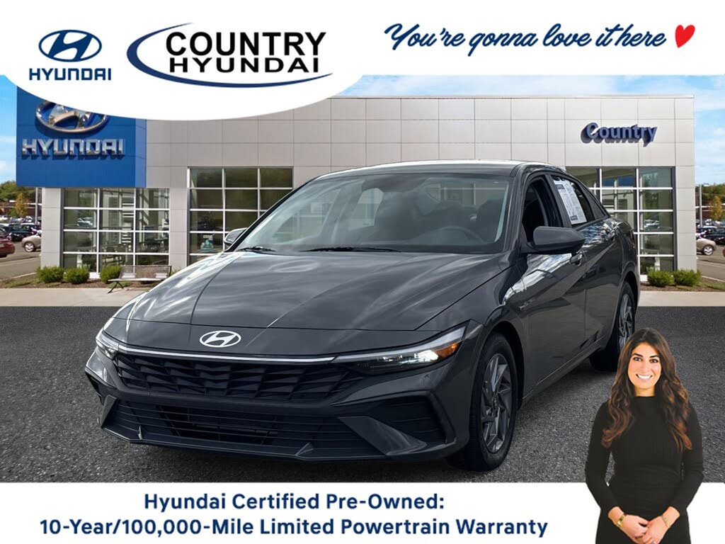 2024 Hyundai Elantra SEL FWD