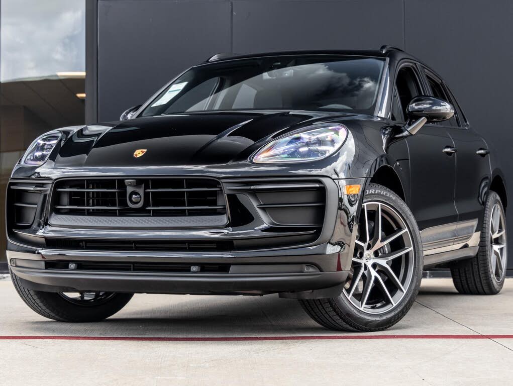 2025 Porsche Macan