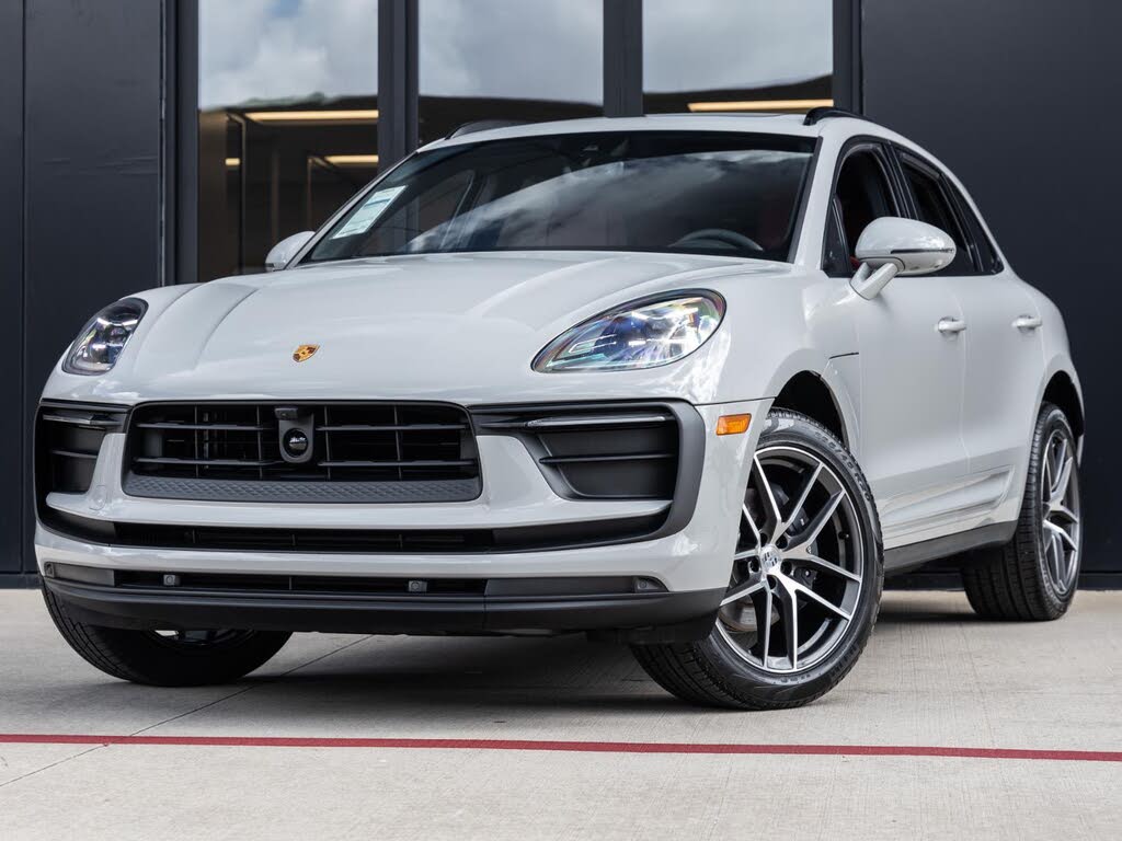 2025 Porsche Macan