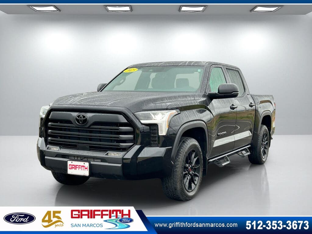 2025 Toyota Tundra SR5 CrewMax Cab 4WD