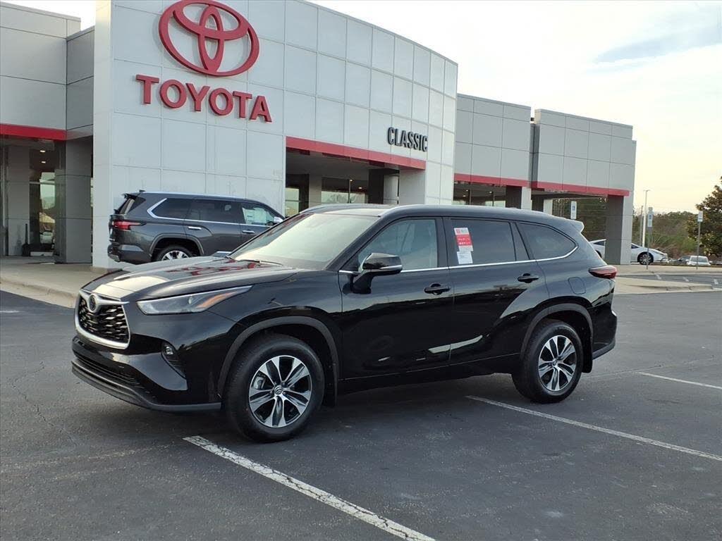 2026 Toyota Highlander XLE AWD