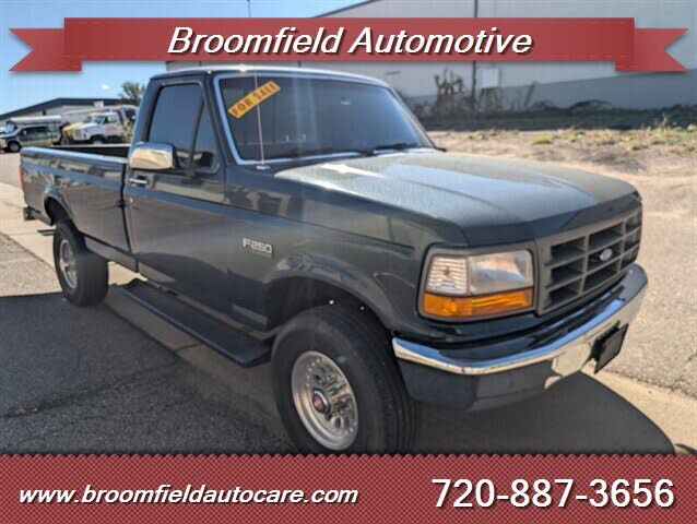 1993 Ford F-250 2 Dr XL 4WD Standard Cab LB