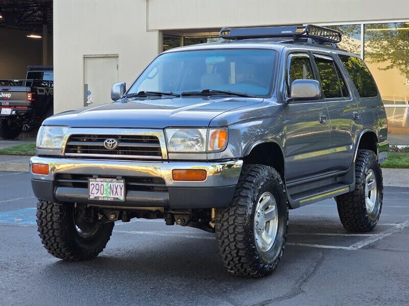 1998 Toyota 4Runner 4 Dr SR5 4WD SUV