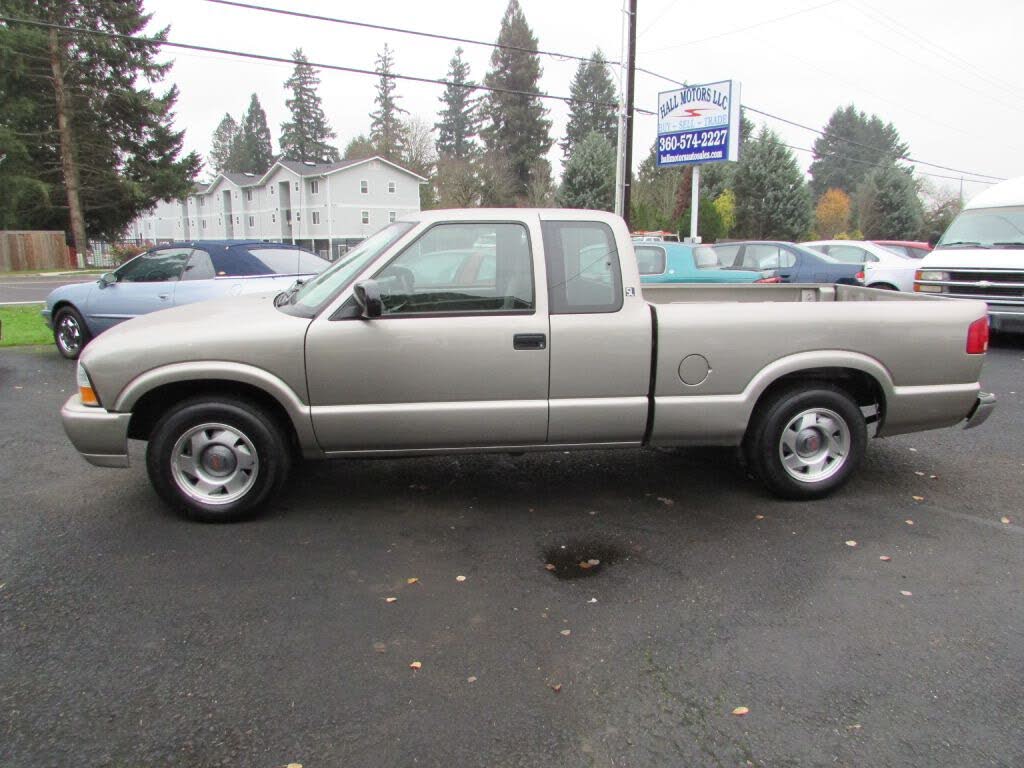 2002 GMC Sonoma SL Ext Cab 2WD