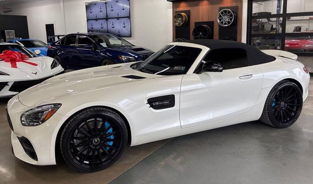 2018 Mercedes-Benz AMG GT Roadster