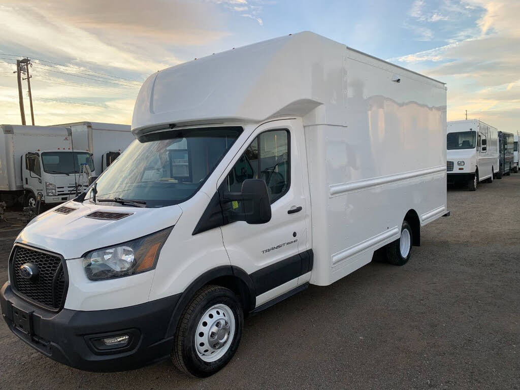 2022 Ford Transit Chassis 350 HD 9950 GVWR 178 DRW RWD