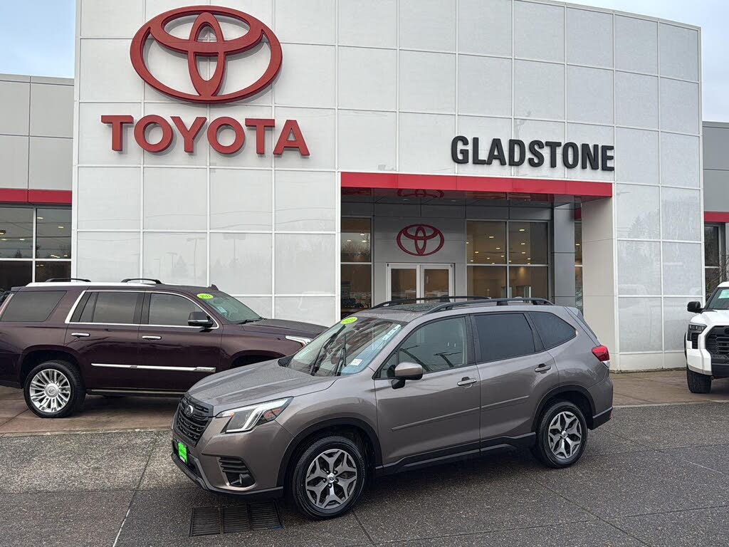 2023 Subaru Forester Premium Crossover AWD