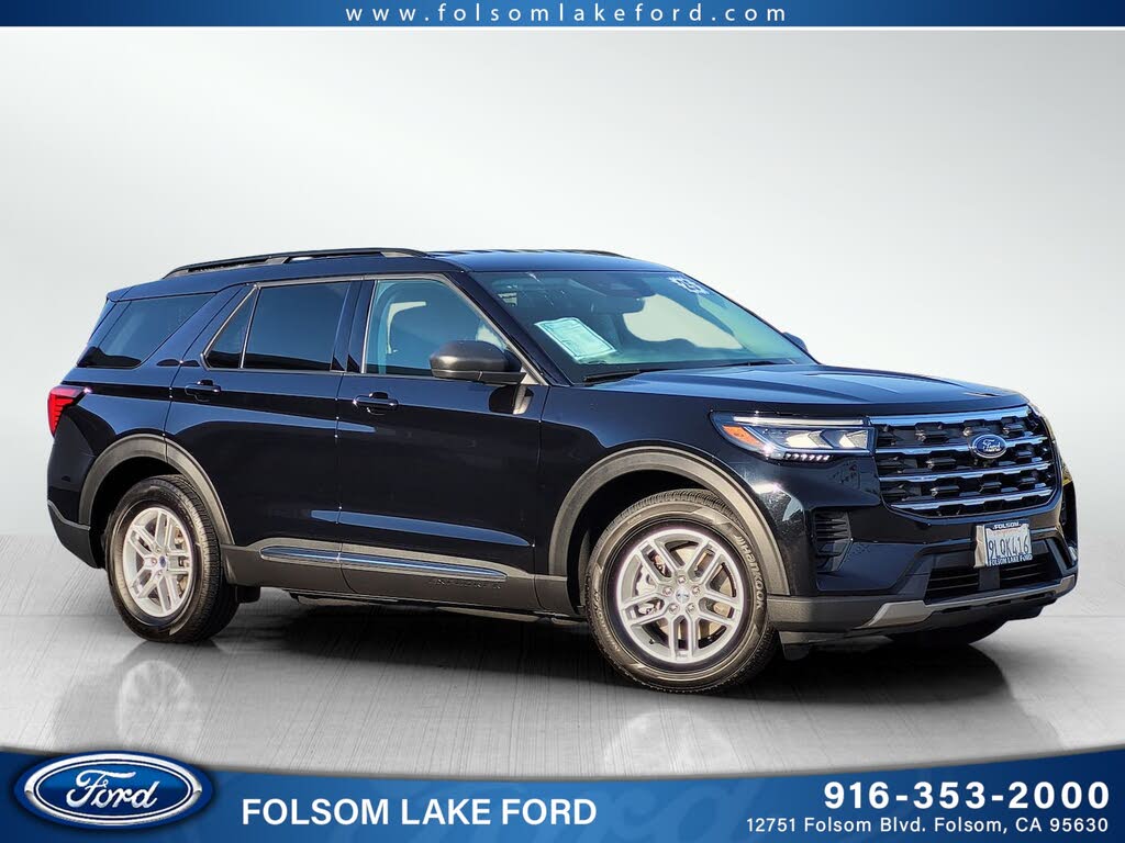 2025 Ford Explorer Active RWD