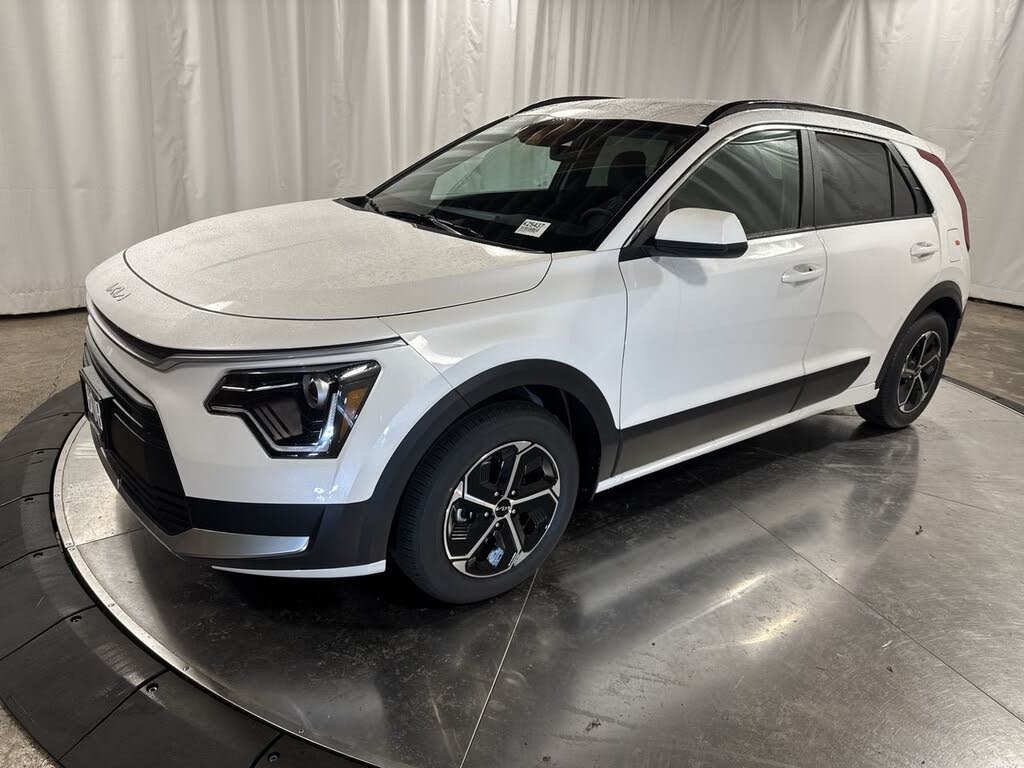 2026 Kia Niro LX FWD