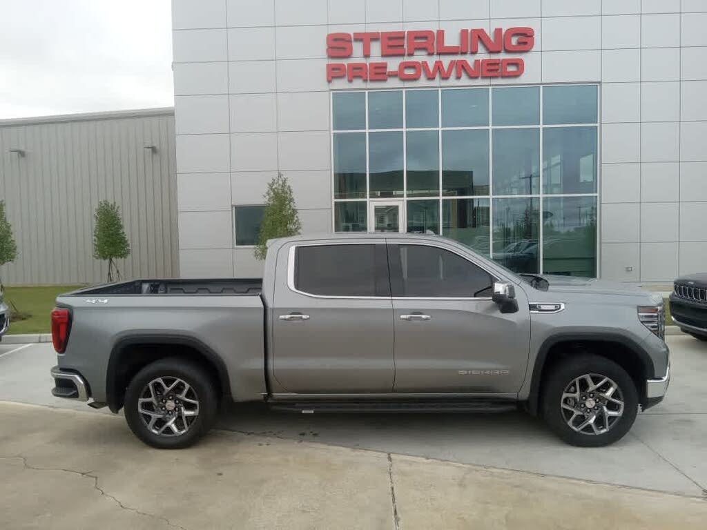 2024 GMC Sierra 1500 SLT Crew Cab 4WD