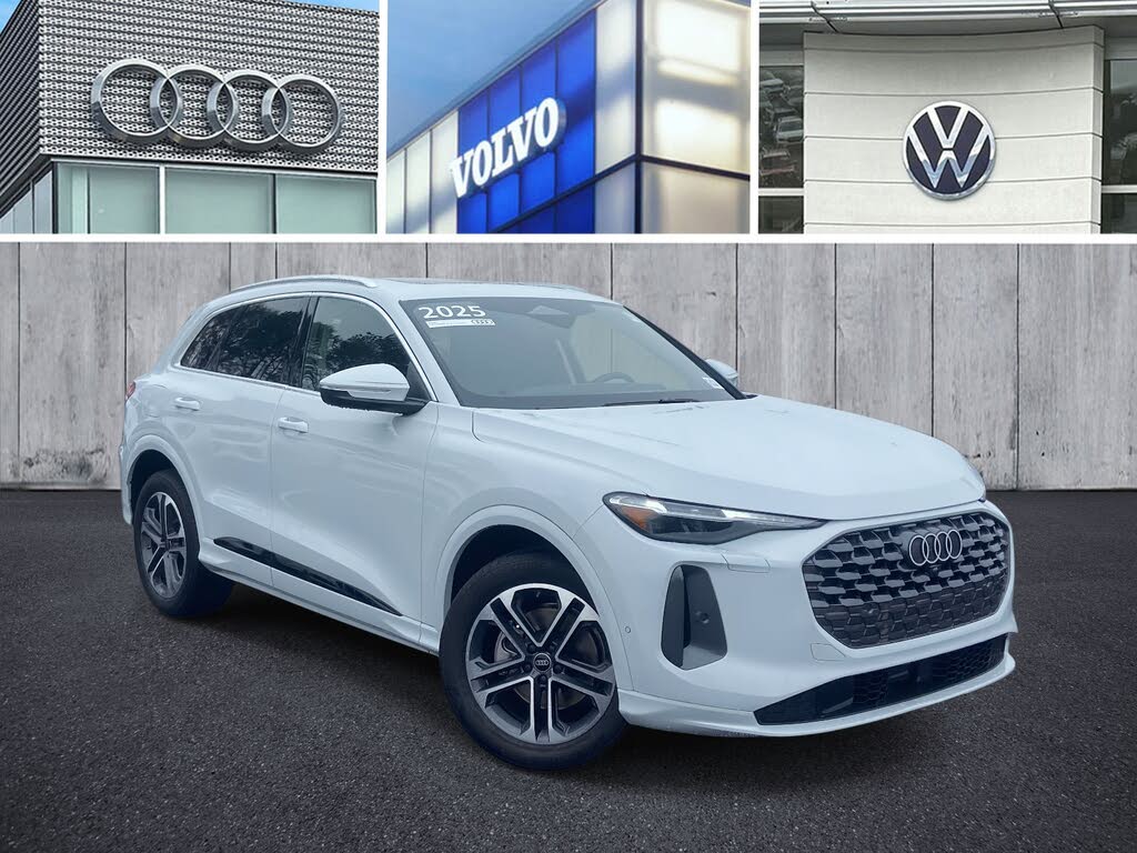 2025 Audi Q5 quattro Premium Plus 40 TFSI