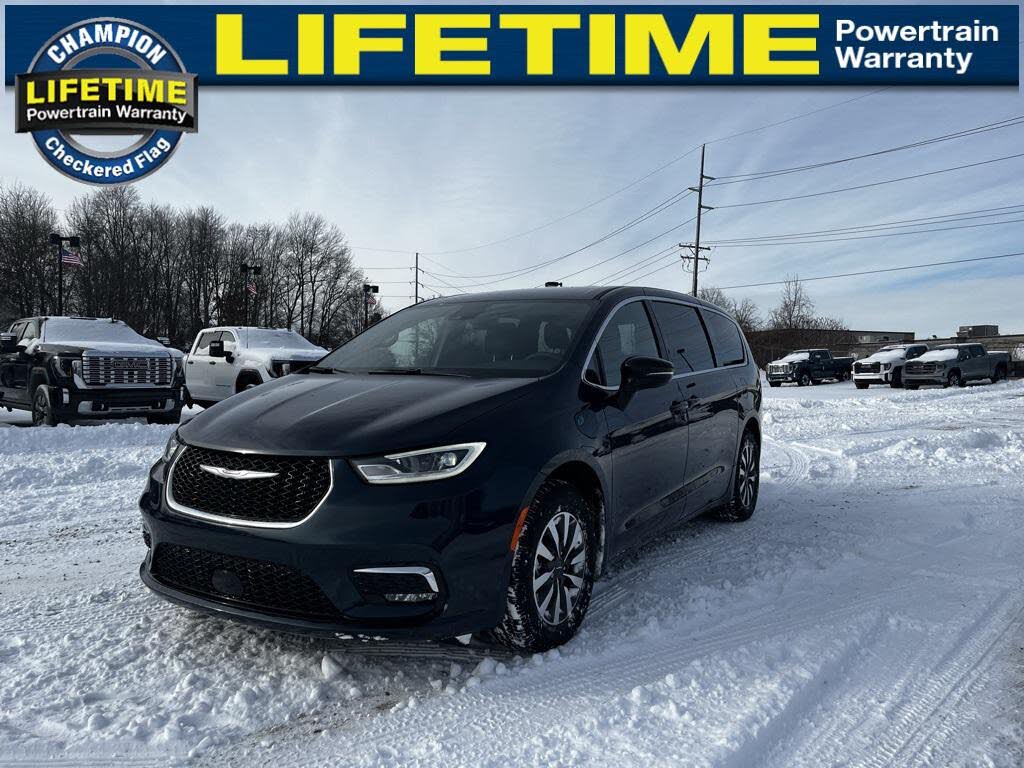 2025 Chrysler Pacifica Hybrid Select FWD