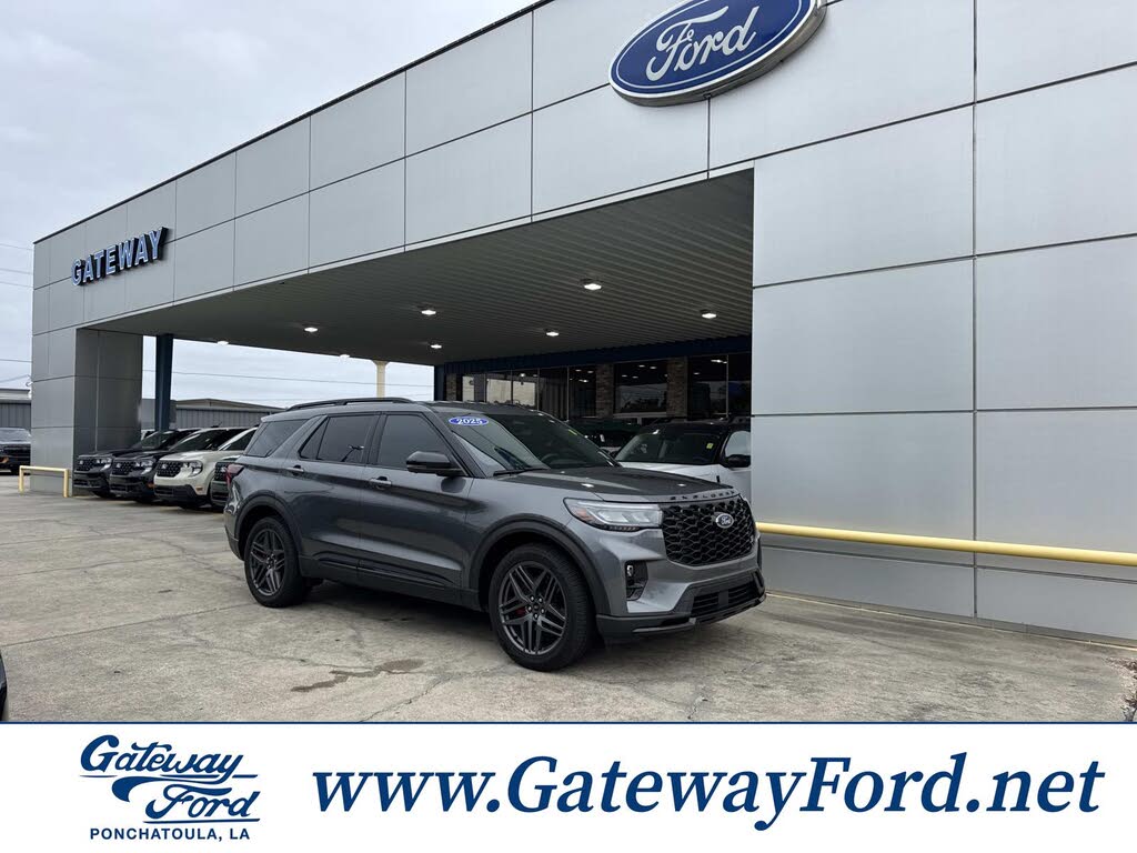 2025 Ford Explorer ST RWD