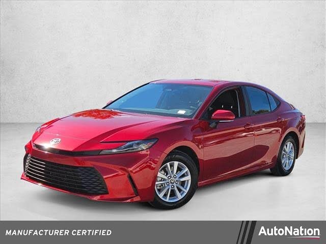 2025 Toyota Camry LE FWD
