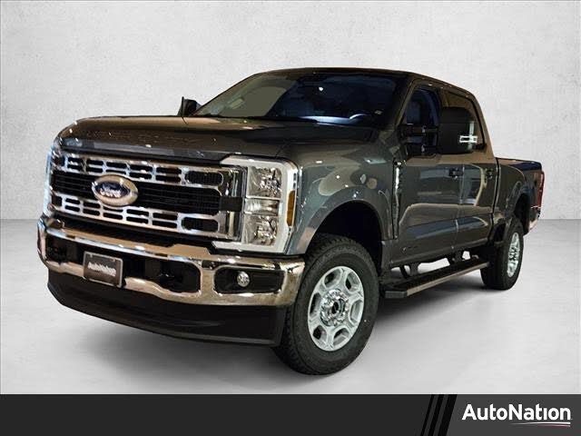 2026 Ford F-250 Super Duty XLT Crew Cab 4WD