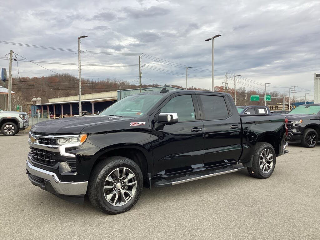 2022 Chevrolet Silverado 1500 LT Crew Cab 4WD