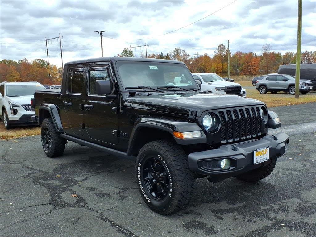 2022 Jeep Gladiator Willys Crew Cab 4WD