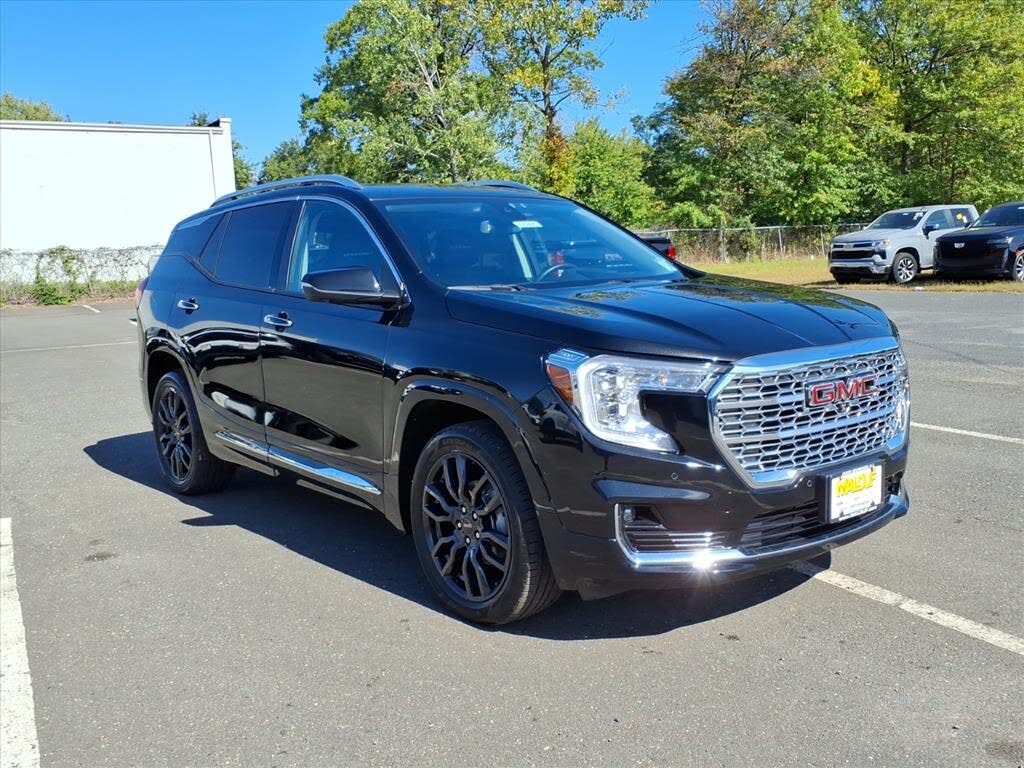 2023 GMC Terrain Denali AWD