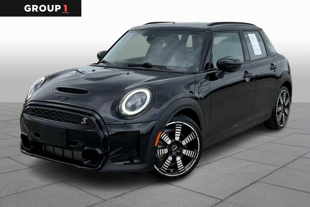 2023 MINI Cooper S 4-Door Hatchback FWD