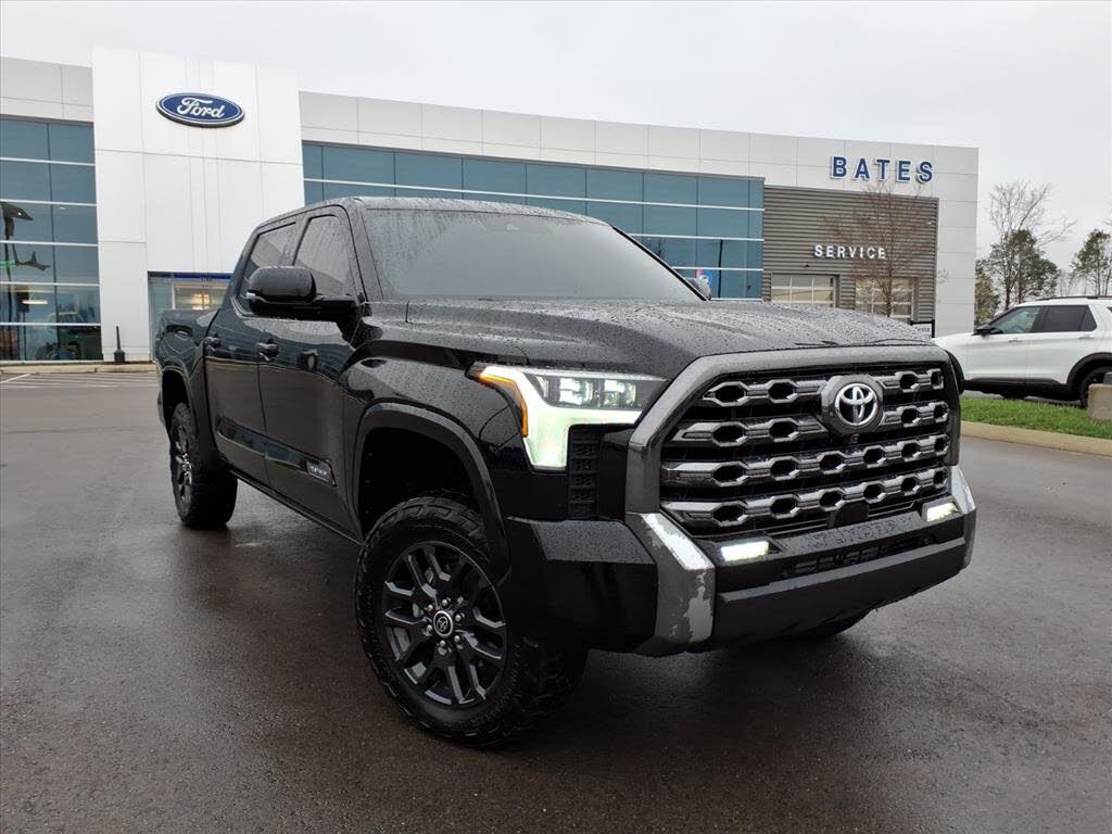 2023 Toyota Tundra Platinum CrewMax Cab 4WD