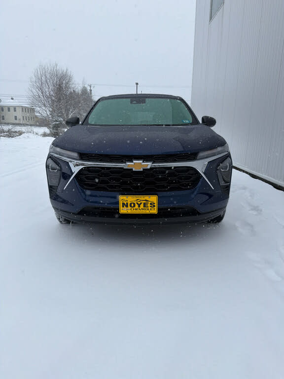 2024 Chevrolet Trax LS FWD