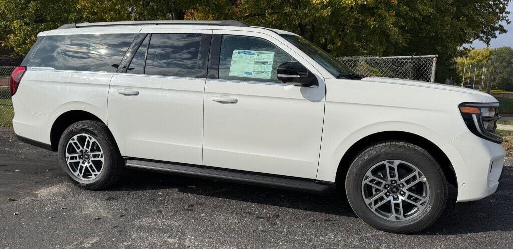 2025 Ford Expedition MAX Active 4WD