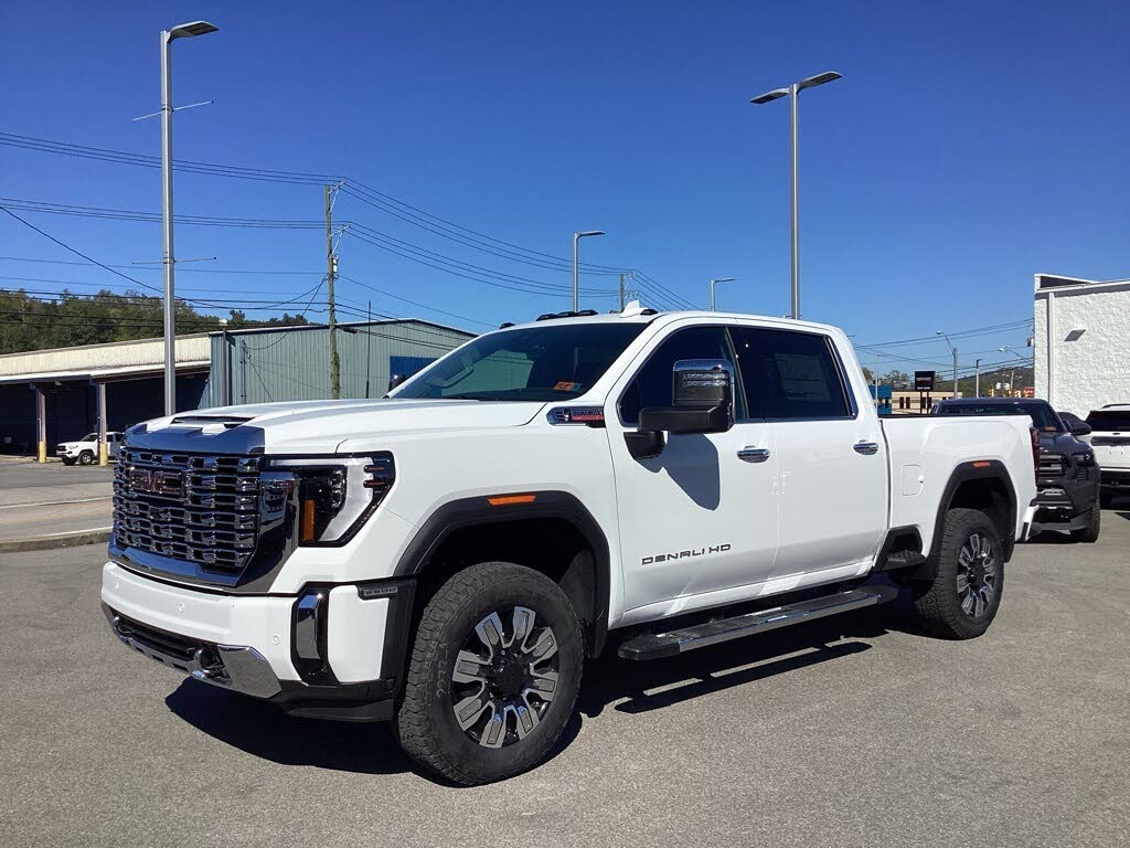 2026 GMC Sierra 2500HD Denali Crew Cab 4WD