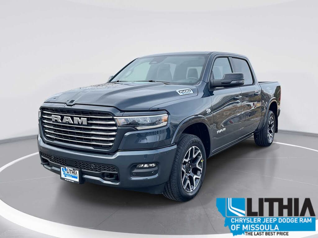 2026 RAM 1500 Laramie Crew Cab 4WD
