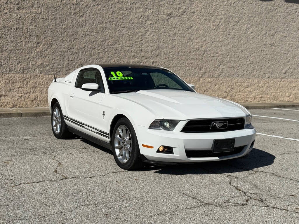 2010 Ford Mustang V6 Premium Coupe RWD