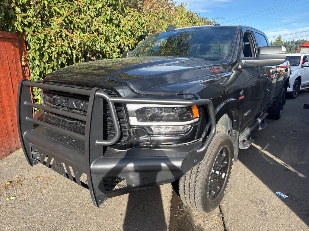 2020 RAM 3500 Laramie Crew Cab LB 4WD