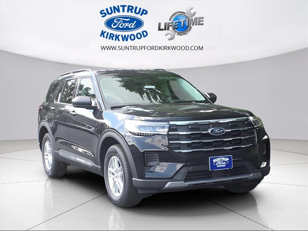 2025 Ford Explorer Active AWD