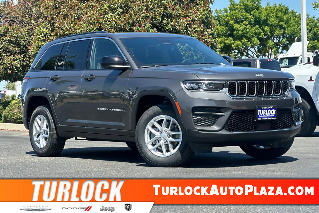 2025 Jeep Grand Cherokee Laredo X 4WD