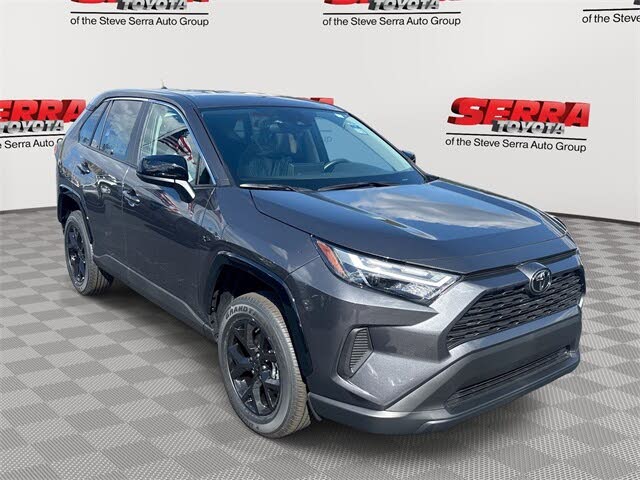 2025 Toyota RAV4 LE FWD