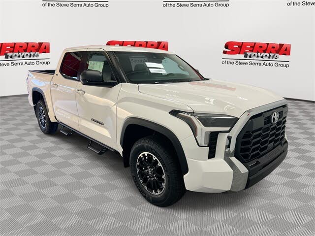 2025 Toyota Tundra SR5 CrewMax Cab 4WD