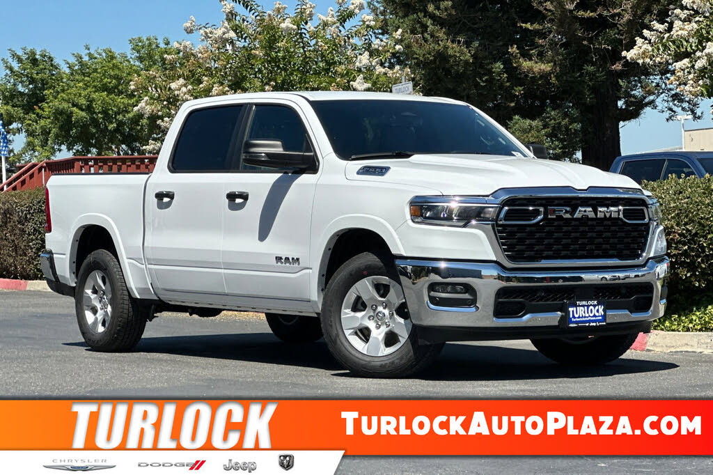 2026 RAM 1500 Big Horn Crew Cab 4WD