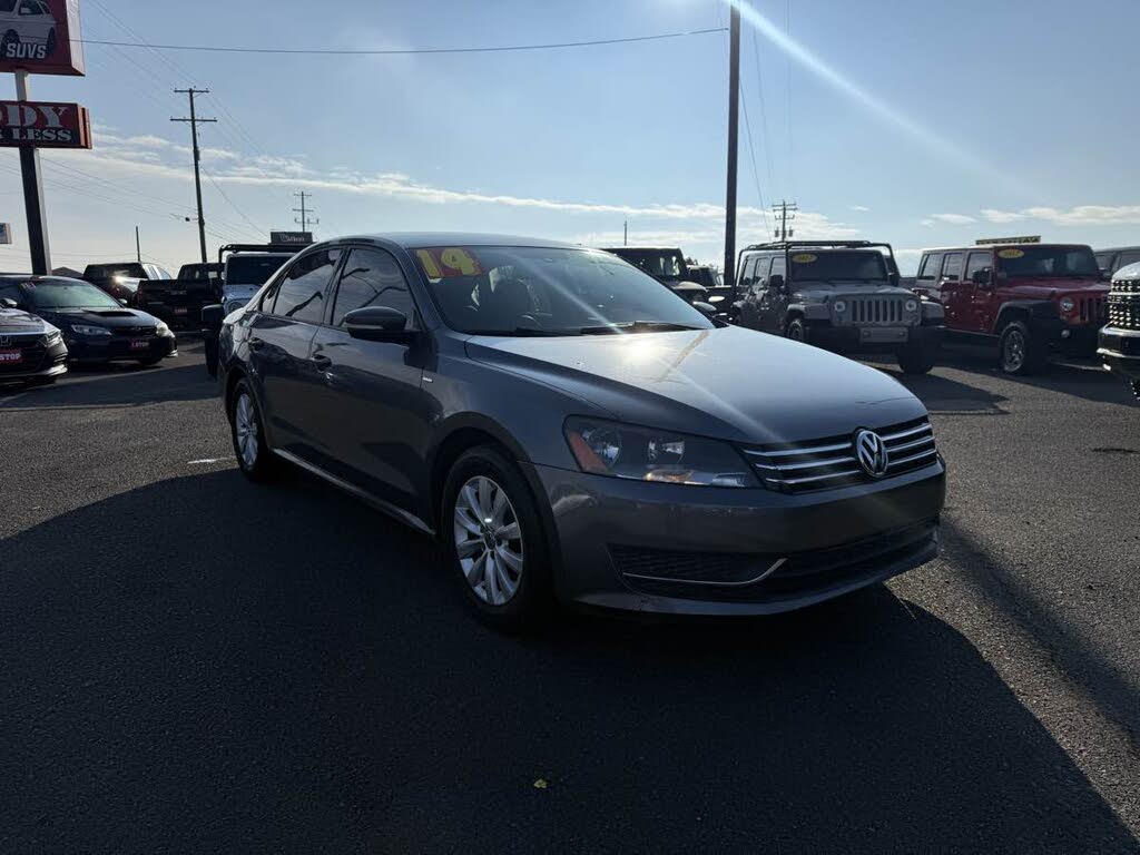 2014 Volkswagen Passat Wolfsburg Edition 1.8